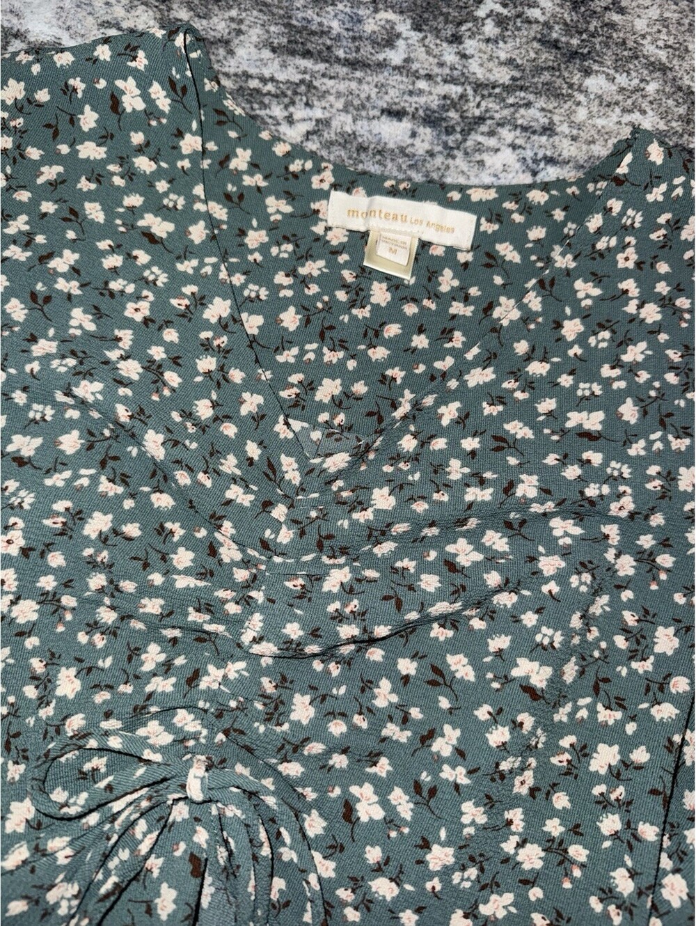 Monteau Los Angeles Romper Womens M Green Floral Tie Front Flutter Sleeve